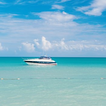 Antigua & Barbuda beach